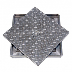 Tampa rasa em Aço Galvanizado 50x50 cm
